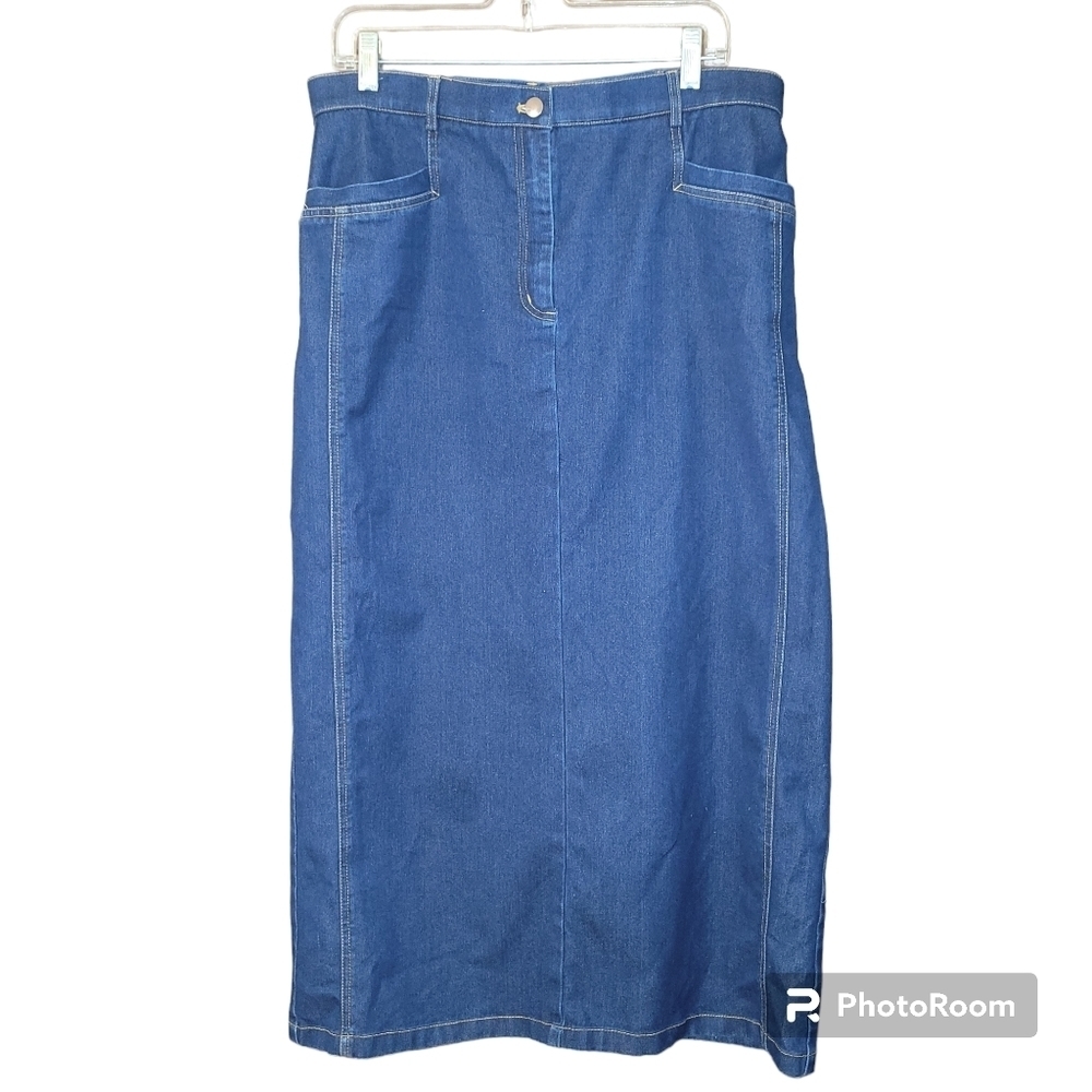 Vintage Haggar medium wash denim jean maxi skirt back slit petite